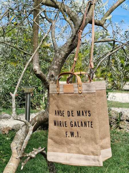  Sac de plage marque APOLIS Grand modèle  "ANSE DE MAYS"  couleur Nature avec bandoulière 99€